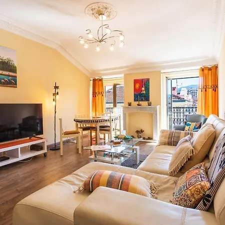 Apartment Iconic 2 Ap4375 By Riviera Homes *